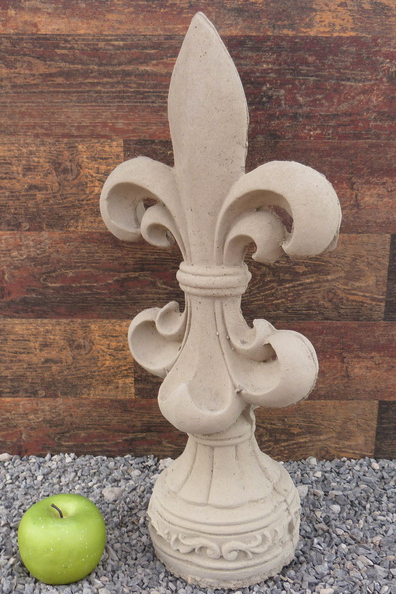 Beton Steinfigur "Lilie" frostsicher